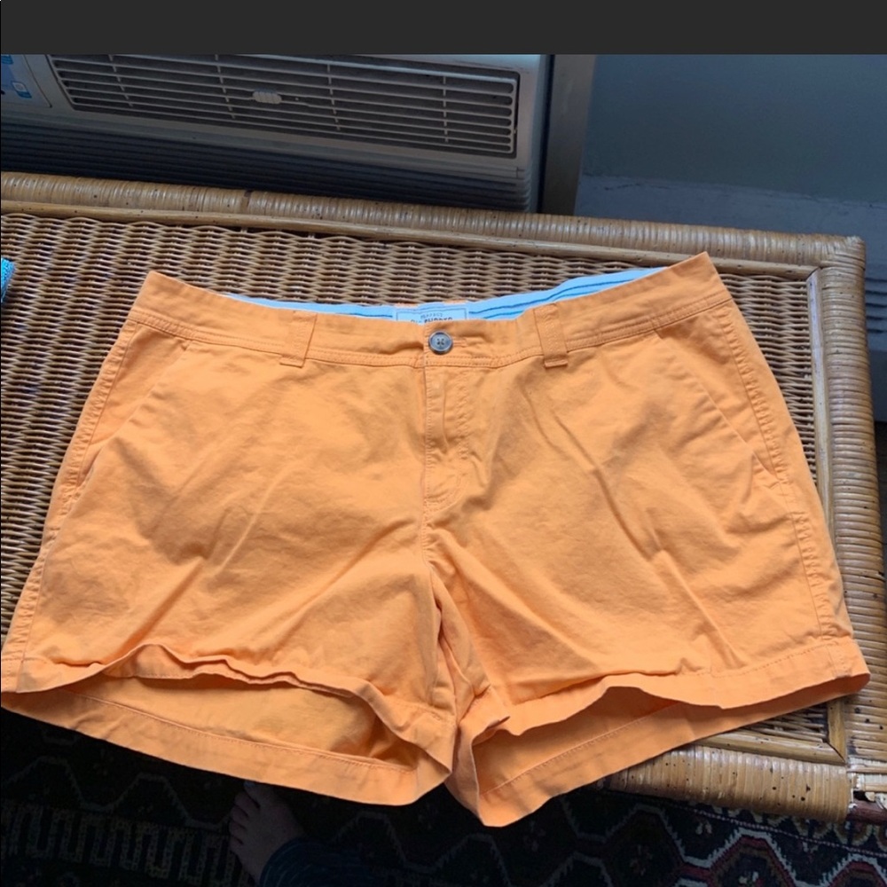 2 old navy shorts